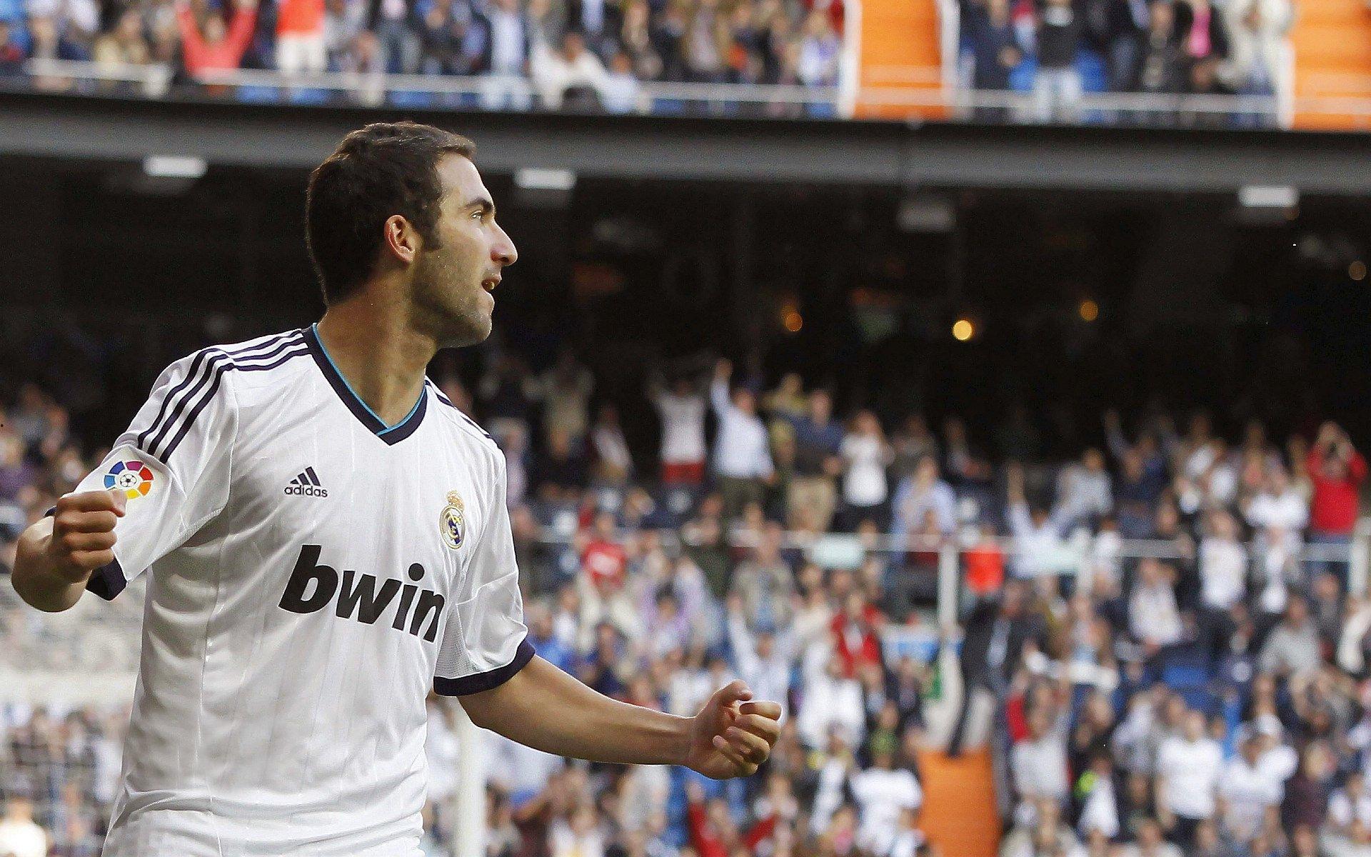 法尔克独家辟谣，巴萨与磁卡风格不合，转会传闻纯属空穴来风